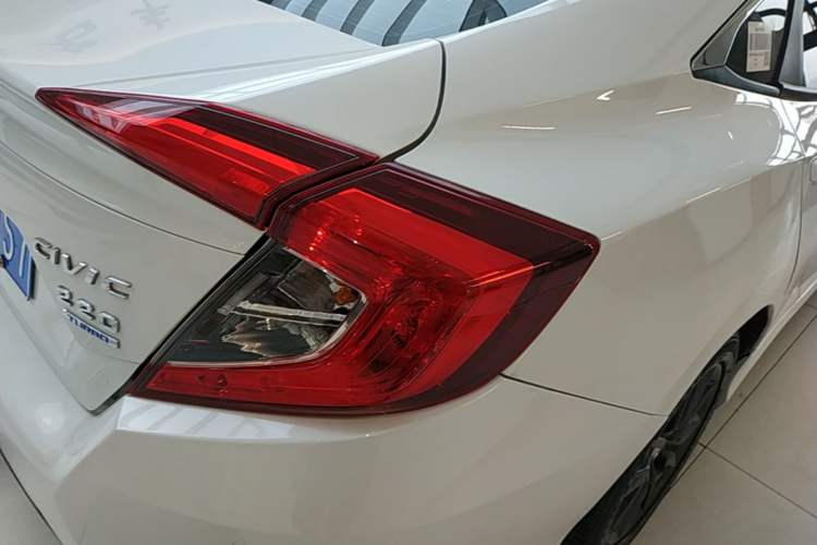 Used Honda Civic 2019 220TURBO CVT Dynamic Edition China V Right Rear Taillight