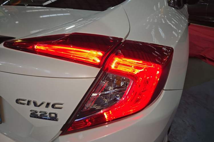 Used Honda Civic 2019 220TURBO CVT Dynamic Edition China VI Emission Standard Right Rear Taillight