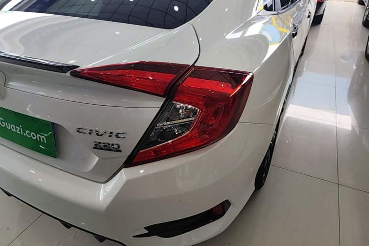 Used Honda Civic 2019 220TURBO CVT Dynamic Edition China VI Emission Standard Right Rear Taillight