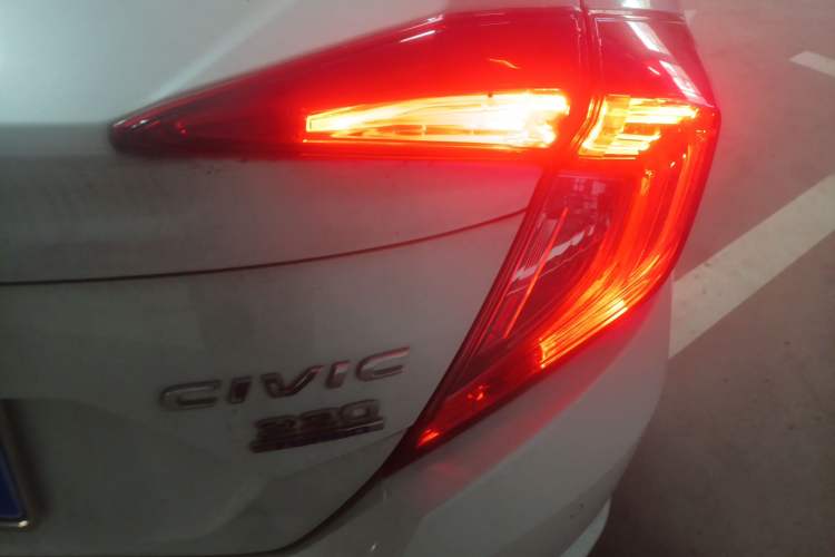 Used Honda Civic 2019 220TURBO CVT Dynamic Edition China VI Right Rear Taillight