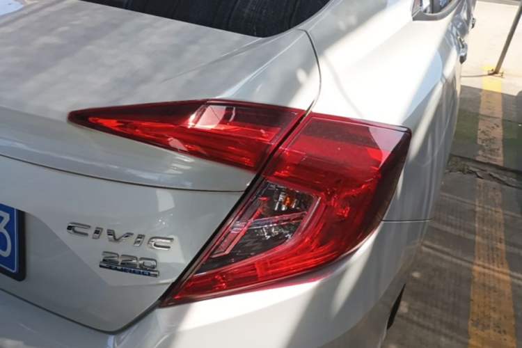 Used Honda Civic 2019 220TURBO CVT Dynamic Edition China VI Right Rear Taillight