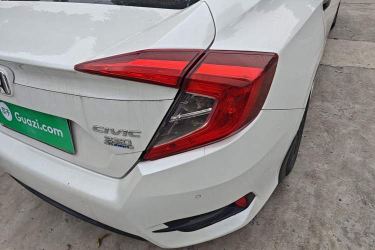 Used Honda Civic 2019 220TURBO CVT Dynamic Edition China V Right Rear Taillight