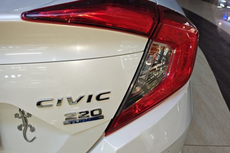 Used Honda Civic 2019 220TURBO CVT Dynamic Edition China VI Right Rear Taillight