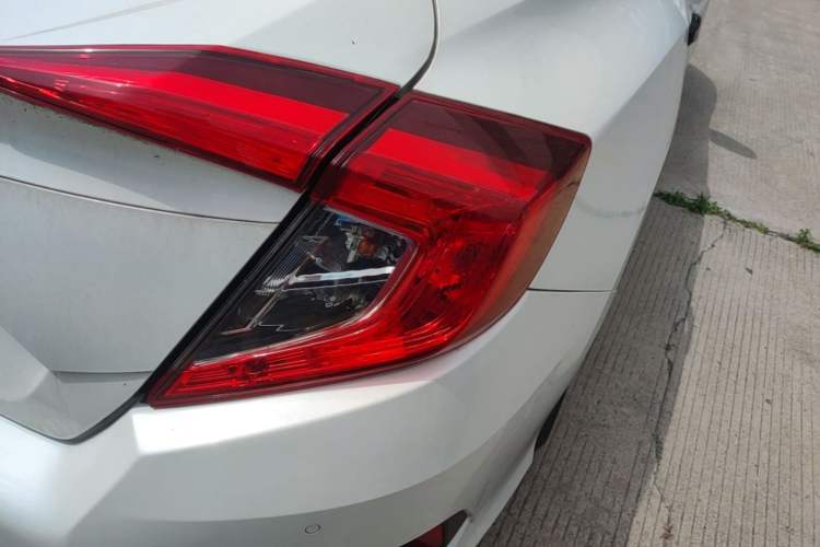 Used Honda Civic 2019 220TURBO CVT Dynamic Edition China VI Emission Standard Right Rear Taillight