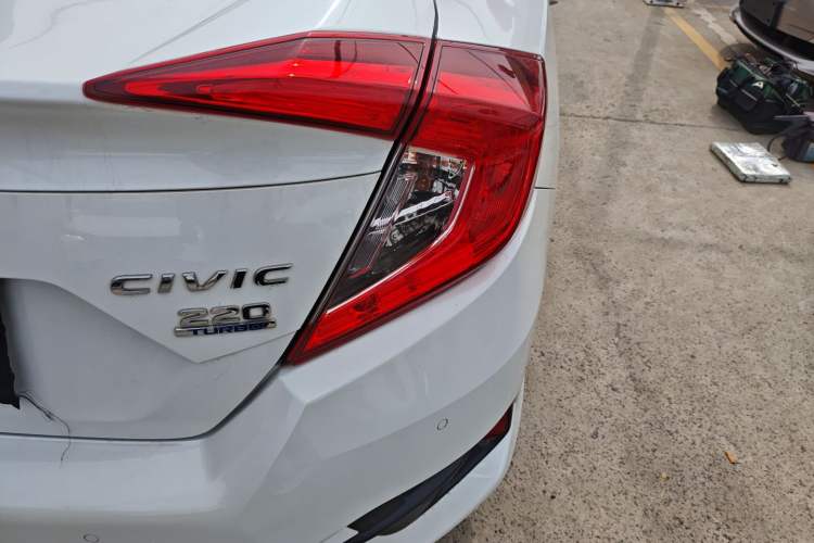 Used Honda Civic 2019 220TURBO CVT Dynamic Edition China VI Right Rear Taillight