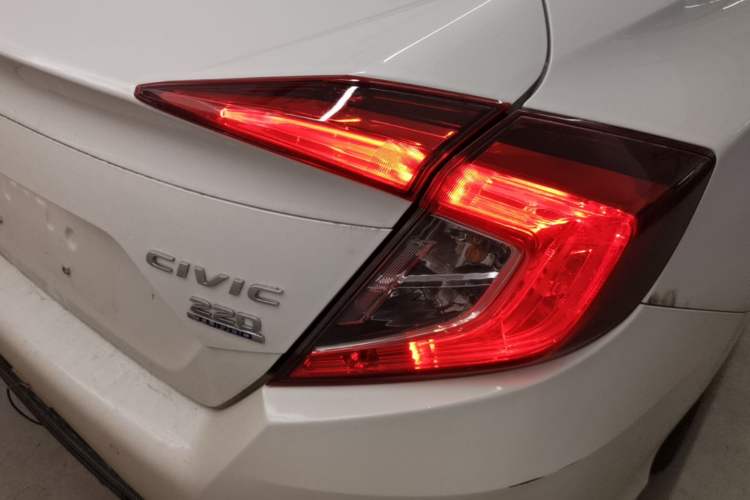Used Honda Civic 2019 220TURBO CVT Dynamic Edition China VI Right Rear Taillight