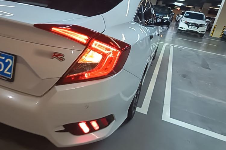 Used Honda Civic 2019 220TURBO CVT Dynamic Edition China VI Right Rear Taillight