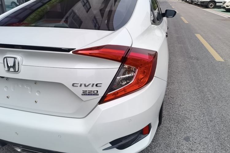 Used Honda Civic 2019 220TURBO CVT Dynamic Edition China VI Emission Standard Right Rear Taillight