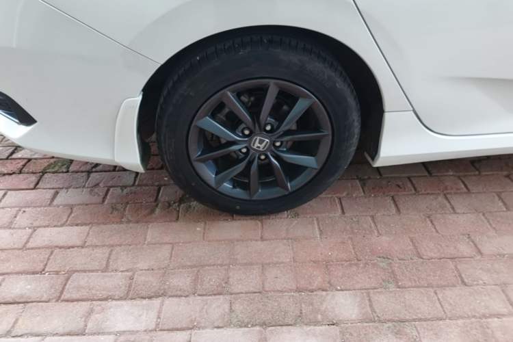 Used Honda Civic 2019 220TURBO CVT Dynamic Edition China VI Right Rear Wheel Hub