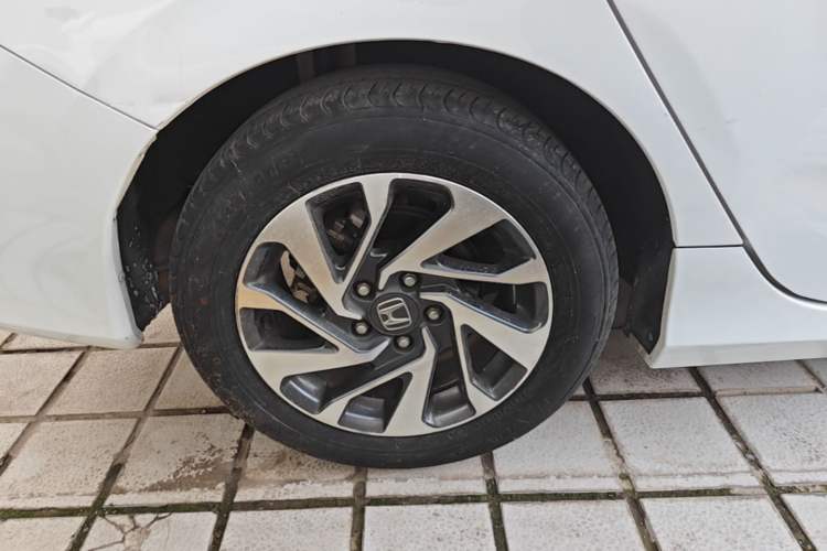 Used Honda Civic 2019 180TURBO CVT Shangyue Edition China V Emission Standard Right Rear Wheel Hub