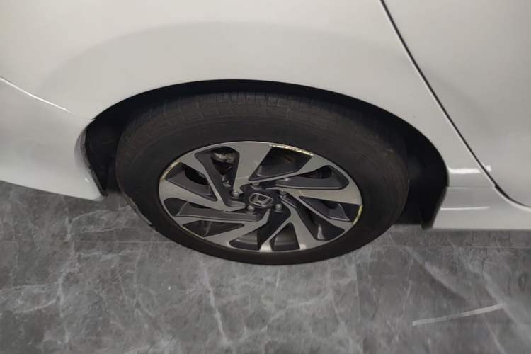 Used Honda Civic 2019 180TURBO CVT Shangyue Edition China V Emission Standard Right Rear Wheel Hub
