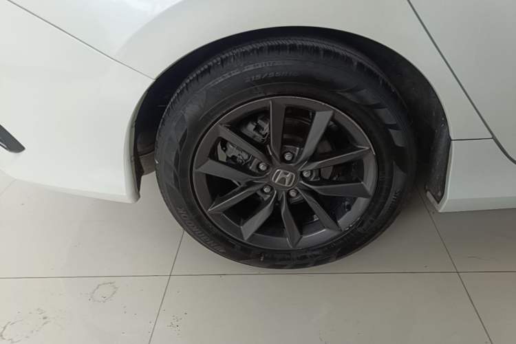 Used Honda Civic 2019 220TURBO CVT Dynamic Edition China VI Right Rear Wheel Hub