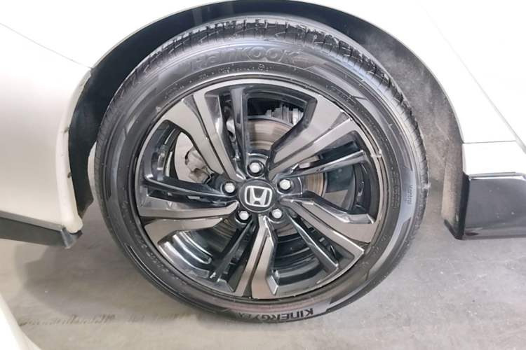Used Honda Civic 2019 220TURBO CVT Dynamic Edition China VI Emission Standard Right Rear Wheel Hub