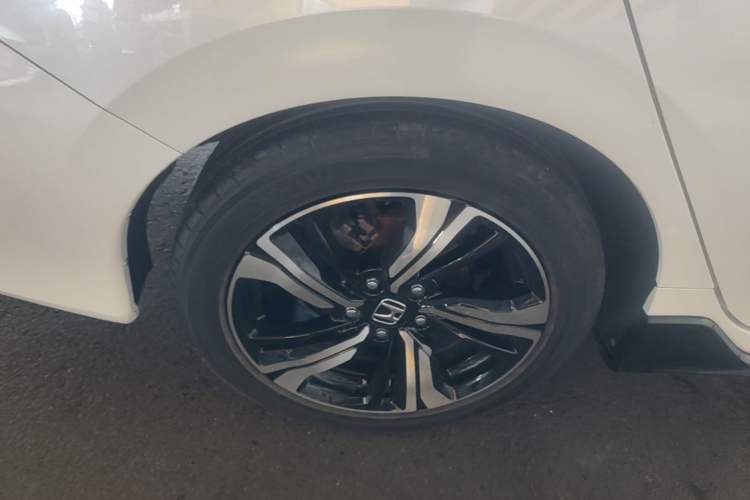 Used Honda Civic 2019 220TURBO CVT Dynamic Edition China VI Emission Standard Right Rear Wheel Hub