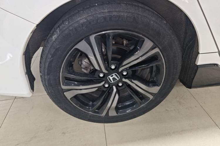 Used Honda Civic 2019 220TURBO CVT Dynamic Edition China VI Emission Standard Right Rear Wheel Hub