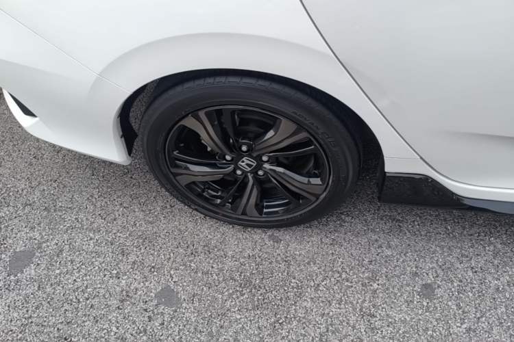 Used Honda Civic 2019 220TURBO CVT Dynamic Edition China VI Emission Standard Right Rear Wheel Hub