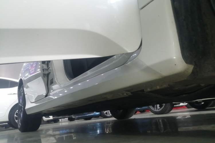 Used Honda Civic 2019 180TURBO CVT Shangdong Edition China VI Right Side Sill