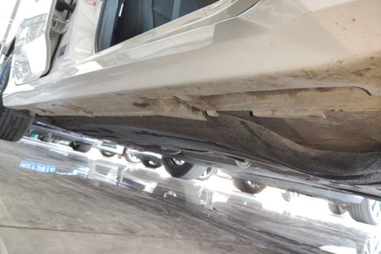 Used Honda Civic 2019 220TURBO CVT Dynamic Edition China VI Right Side Sill