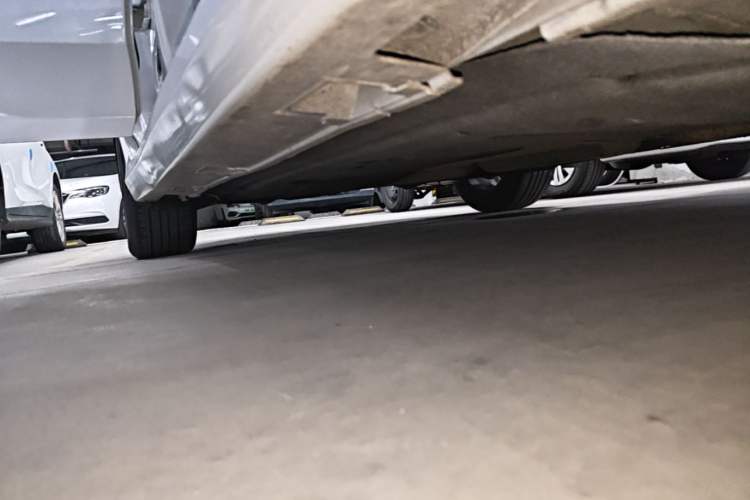 Used Honda Civic 2019 180TURBO CVT Shangdong Edition China VI Right Side Sill