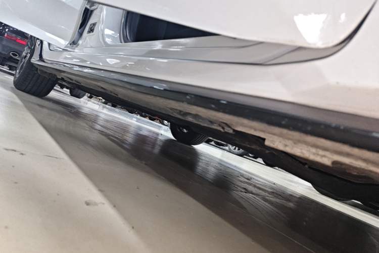 Used Honda Civic 2019 220TURBO CVT Dynamic Edition China VI Emission Standard Right Side Sill