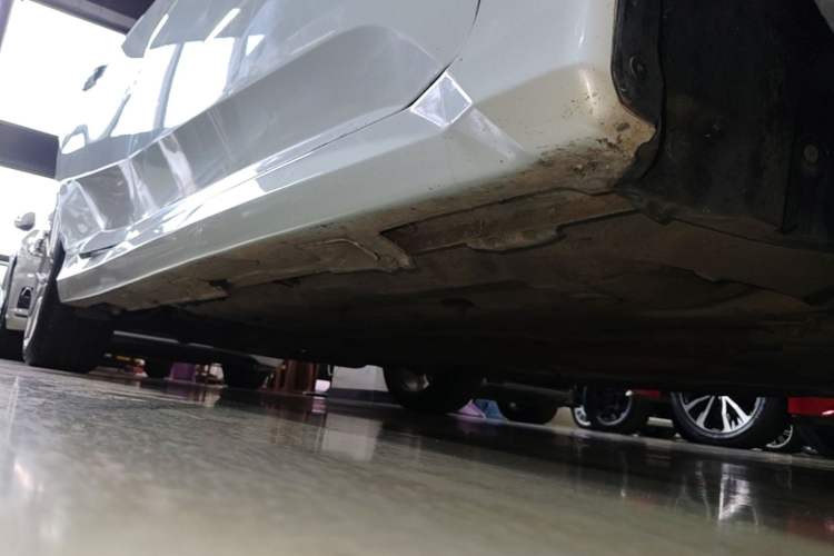 Used Honda Civic 2019 220TURBO CVT Dynamic Edition China VI Right Side Sill