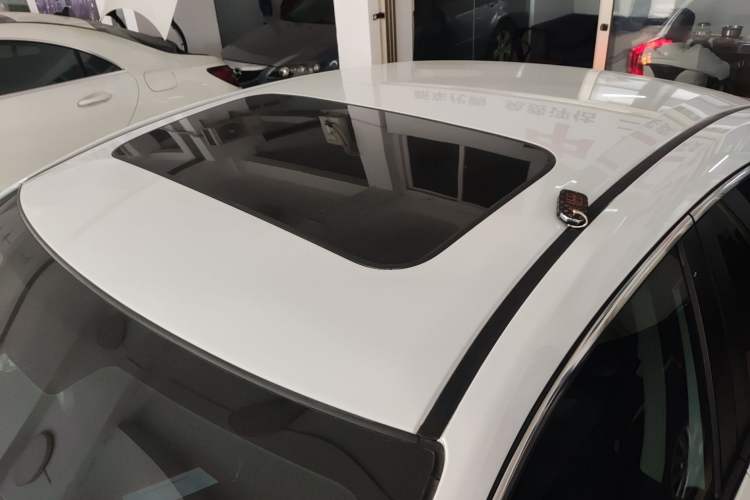 Used Honda Civic 2019 220TURBO CVT Dynamic Edition China VI Roof