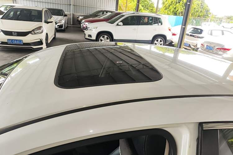 Used Honda Civic 2019 220TURBO CVT Dynamic Edition China VI Emission Standard Roof