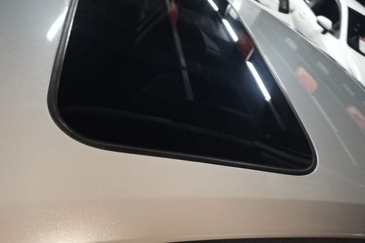 Used Honda Civic 2019 220TURBO CVT Dynamic Edition China VI Roof