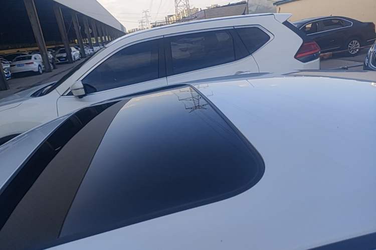 Used Honda Civic 2019 220TURBO CVT Dynamic Edition China VI Roof