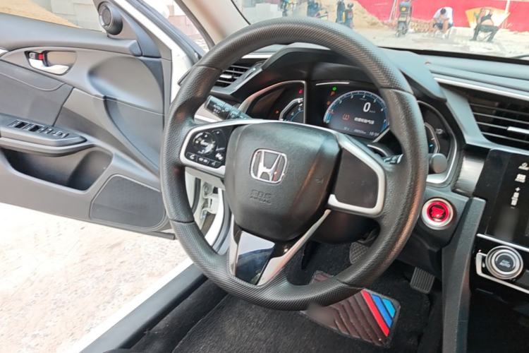 Used Honda Civic 2019 220TURBO CVT Dynamic Edition China VI Steering Wheel