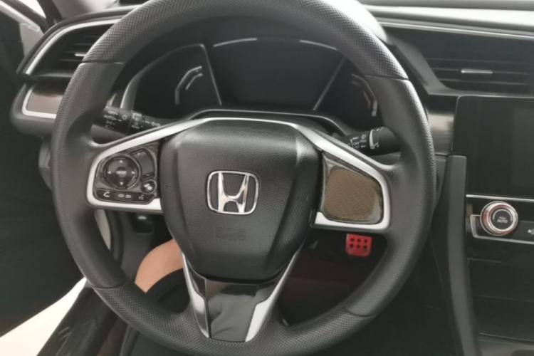 Used Honda Civic 2019 220TURBO CVT Dynamic Edition China VI Steering Wheel