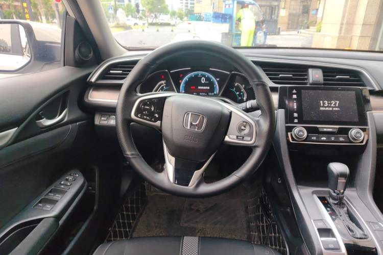 Used Honda Civic 2019 220TURBO CVT Dynamic Edition China VI Steering Wheel