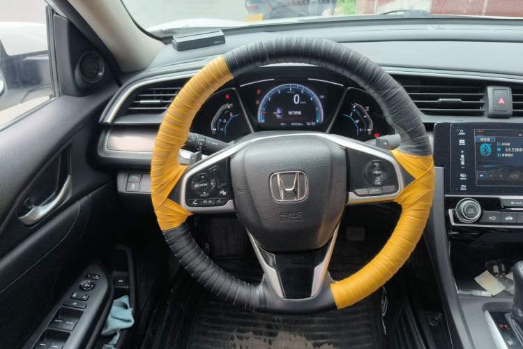 Used Honda Civic 2019 220TURBO CVT Power Edition China VI Emission Standard Steering Wheel