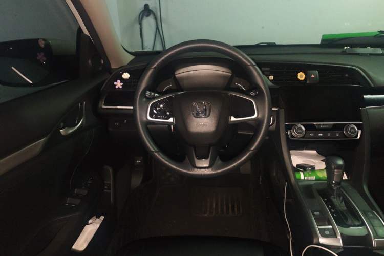 Used Honda Civic 2019 180TURBO CVT Shangdong Edition China VI Steering Wheel