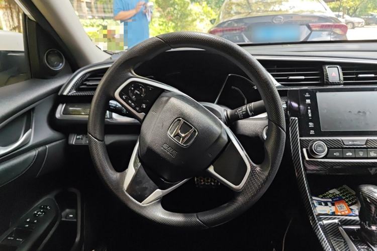 Used Honda Civic 2019 220TURBO CVT Dynamic Edition China VI Emission Standard Steering Wheel