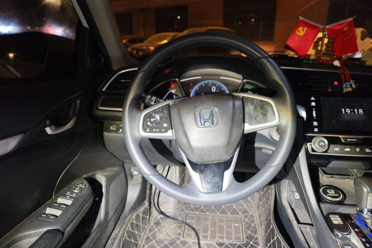 Used Honda Civic 2019 220TURBO CVT Dynamic Edition China VI Steering Wheel