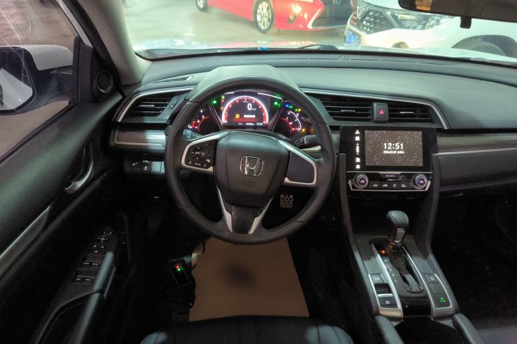 Used Honda Civic 2019 220TURBO CVT Dynamic Edition China VI Emission Standard Steering Wheel