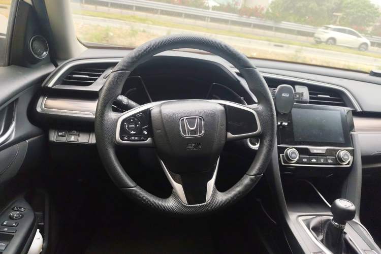 Used Honda Civic 2019 220TURBO Manual Jinkong Edition China VI Steering Wheel