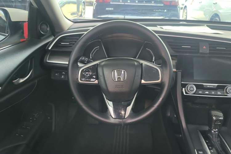 Used Honda Civic 2019 220TURBO CVT Dynamic Edition China VI Steering Wheel