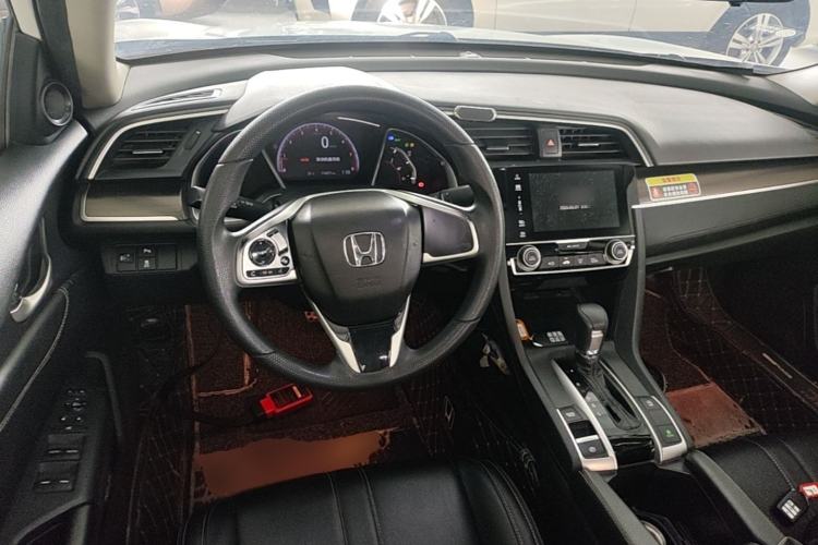 Used Honda Civic 2019 220TURBO CVT Dynamic Edition China VI Emission Standard Steering Wheel