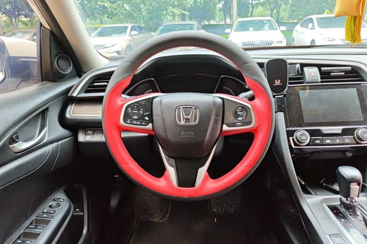 Used Honda Civic 2019 220TURBO CVT Power Edition China VI Emission Standard Steering Wheel