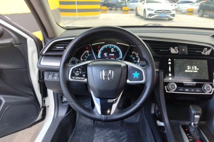 Used Honda Civic 2019 220TURBO CVT Dynamic Edition China VI Steering Wheel