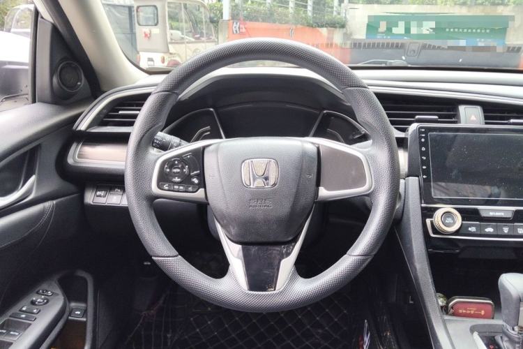 Used Honda Civic 2019 220TURBO CVT Dynamic Edition China VI Steering Wheel