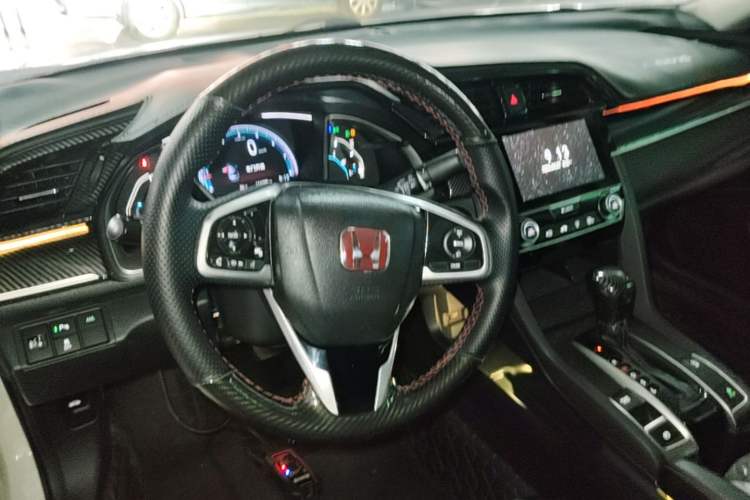 Used Honda Civic 2019 220TURBO CVT Dynamic Edition China VI Steering Wheel