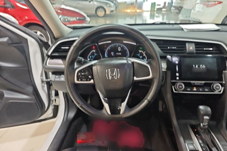 Used Honda Civic 2019 220TURBO CVT Dynamic Edition China VI Steering Wheel