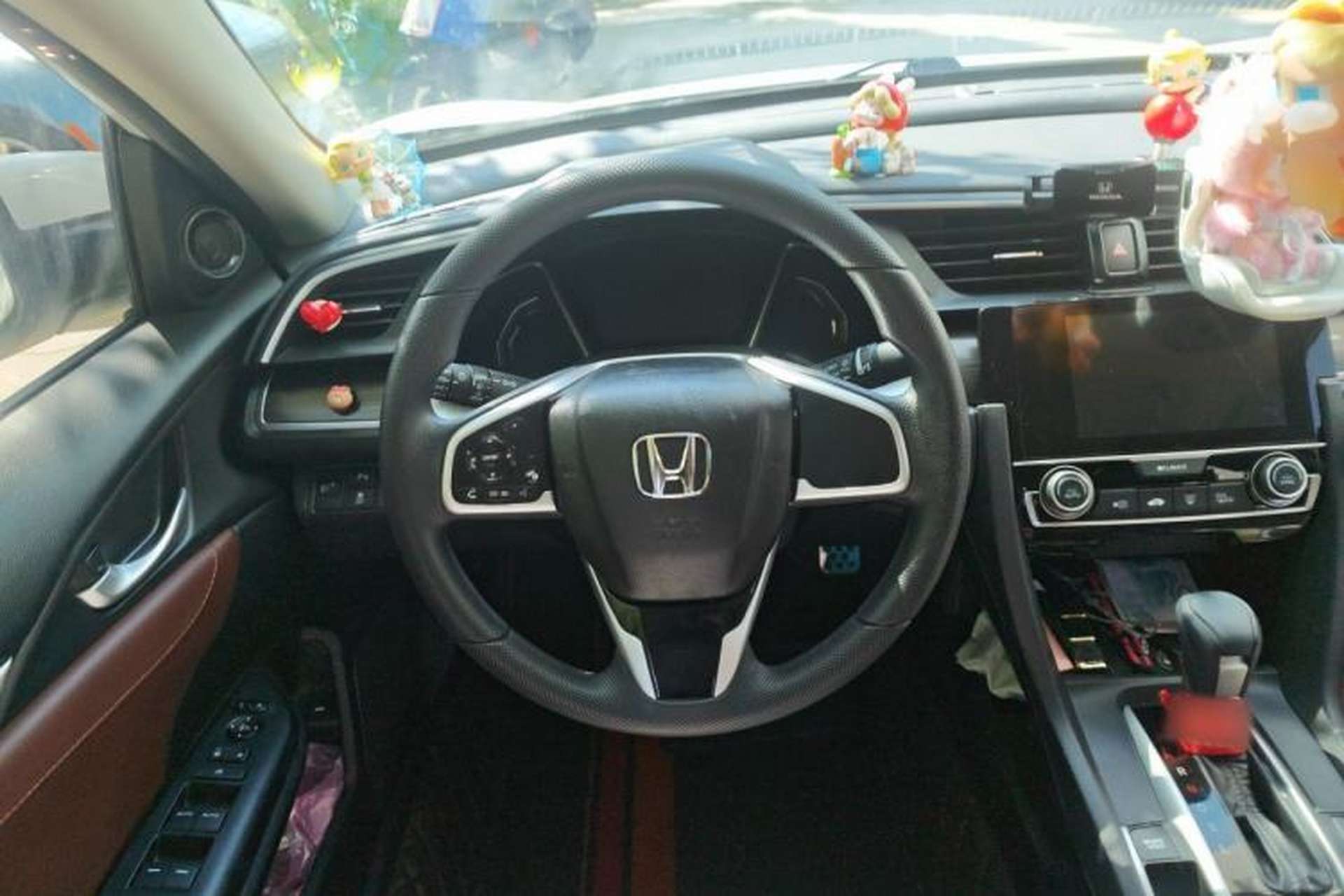 Used Honda Civic 2019 220TURBO CVT Dynamic Edition China VI Emission Standard Steering Wheel