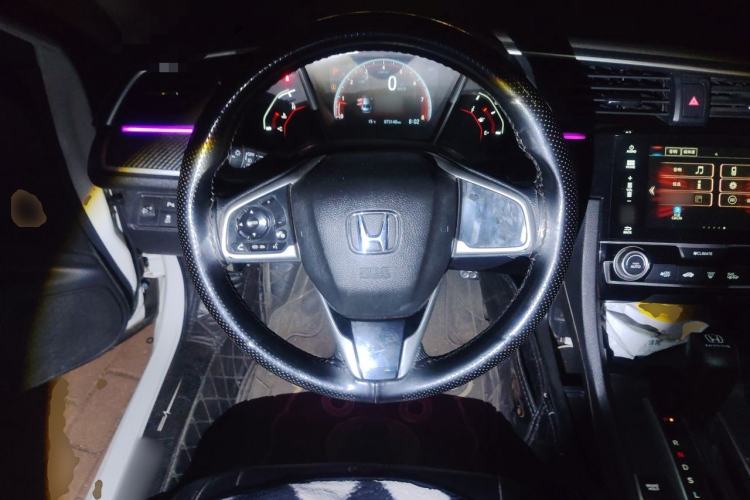 Used Honda Civic 2019 220TURBO CVT Dynamic Edition China VI Emission Standard Steering Wheel