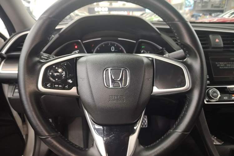 Used Honda Civic 2019 220TURBO CVT Dynamic Edition China VI Emission Standard Steering Wheel