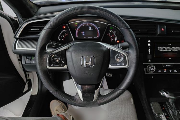 Used Honda Civic 2019 220TURBO CVT Dynamic Edition China VI Emission Standard Steering Wheel