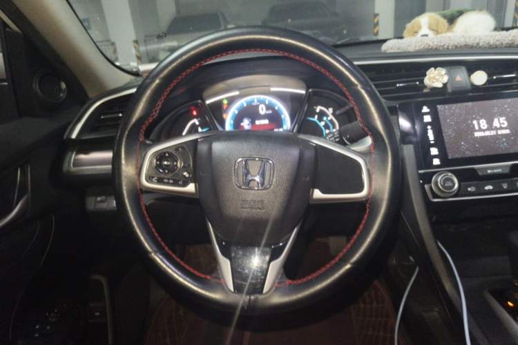 Used Honda Civic 2019 220TURBO CVT Dynamic Edition China V Steering Wheel